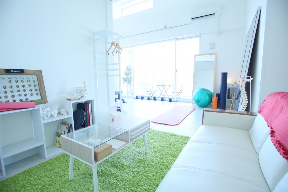 トレーニングサロンの室内